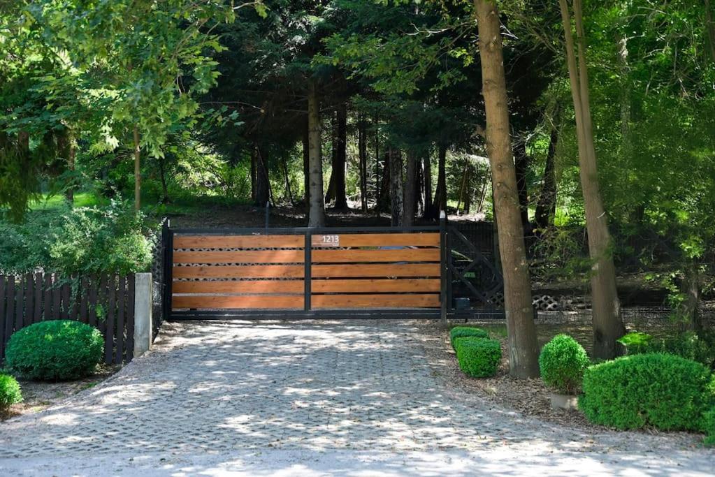 Polana Slowikowa 5 Star- Domek W Gorach Z Jacuzzi, Sauna,Basen,Ogrod Z Lasem, Kominek I Narty Stroza  Exteriér fotografie